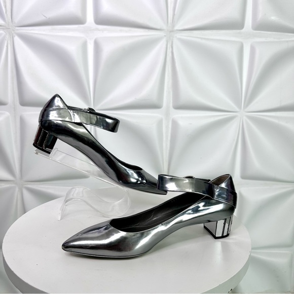 ⭐️ CLEARANCE SALE ⭐️ SERGIO ROSSI metallic silver patent leather *heels need TLC - Picture 7 of 16